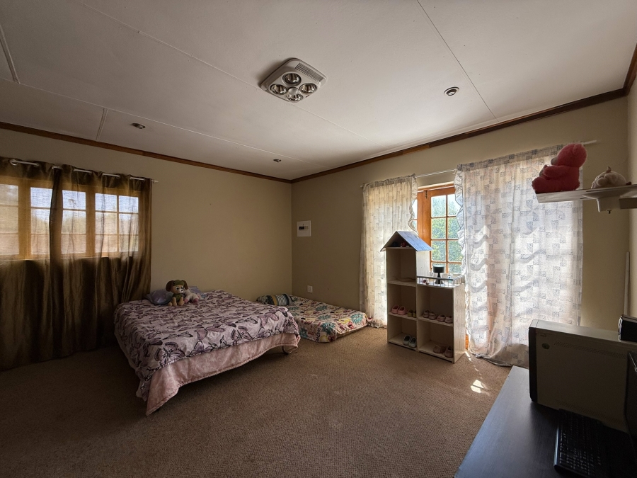 4 Bedroom Property for Sale in Oewersig North West
